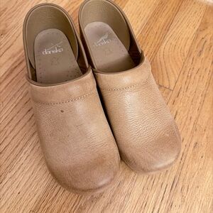 Dansko Professional Clogs- 41